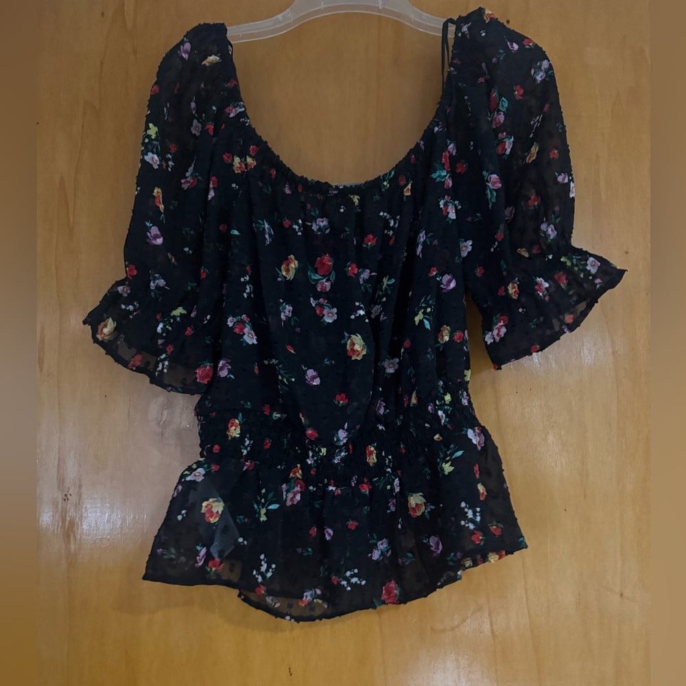 Banana Republic Floral blouse!